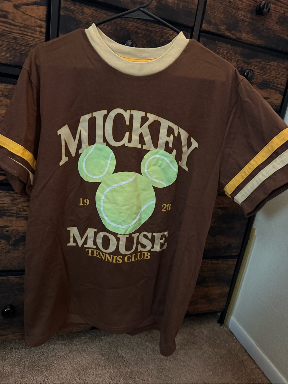 Disney Mickey Mouse Tennis Club Retro Brown Unisex T Shirt Size Medium NWOT
